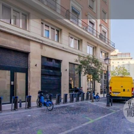 Cozy Y Centrico Apt Para 6Pax En Plaza Del Carmen E2 Madrid Exterior foto