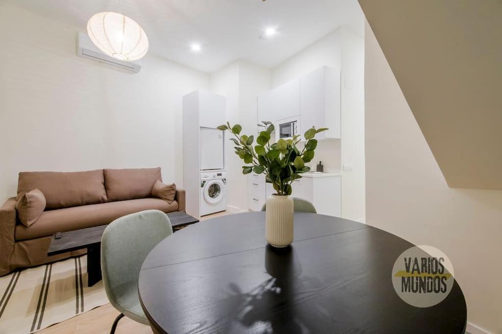 Cozy Y Centrico Apt Para 6Pax En Plaza Del Carmen E2 Madrid Exterior foto