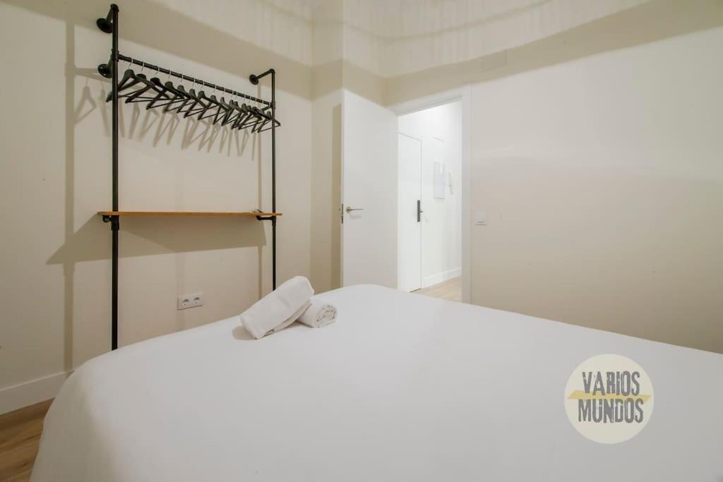 Cozy Y Centrico Apt Para 6Pax En Plaza Del Carmen E2 Madrid Exterior foto